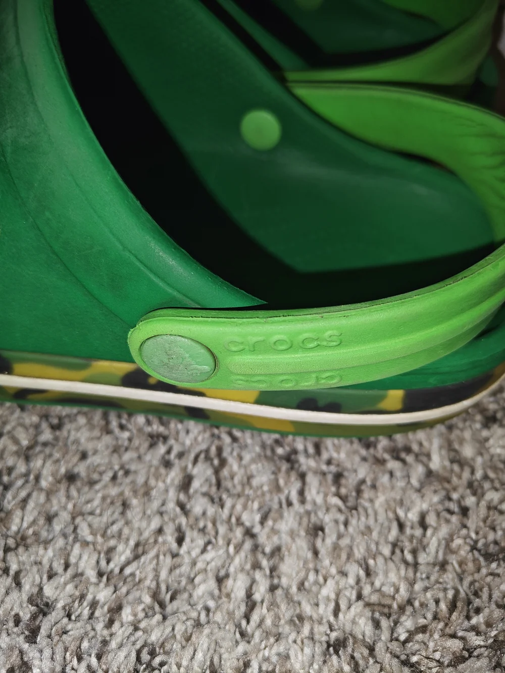 Crocs Green Camo Clogs Classic Size 1 Youth